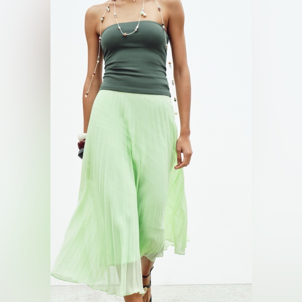Zara Light Green A-Line Skirt - Picture 3 of 12